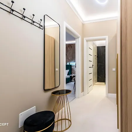 Plaza 79